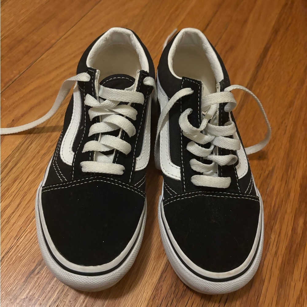 VANS KIDS SIZE 1.5